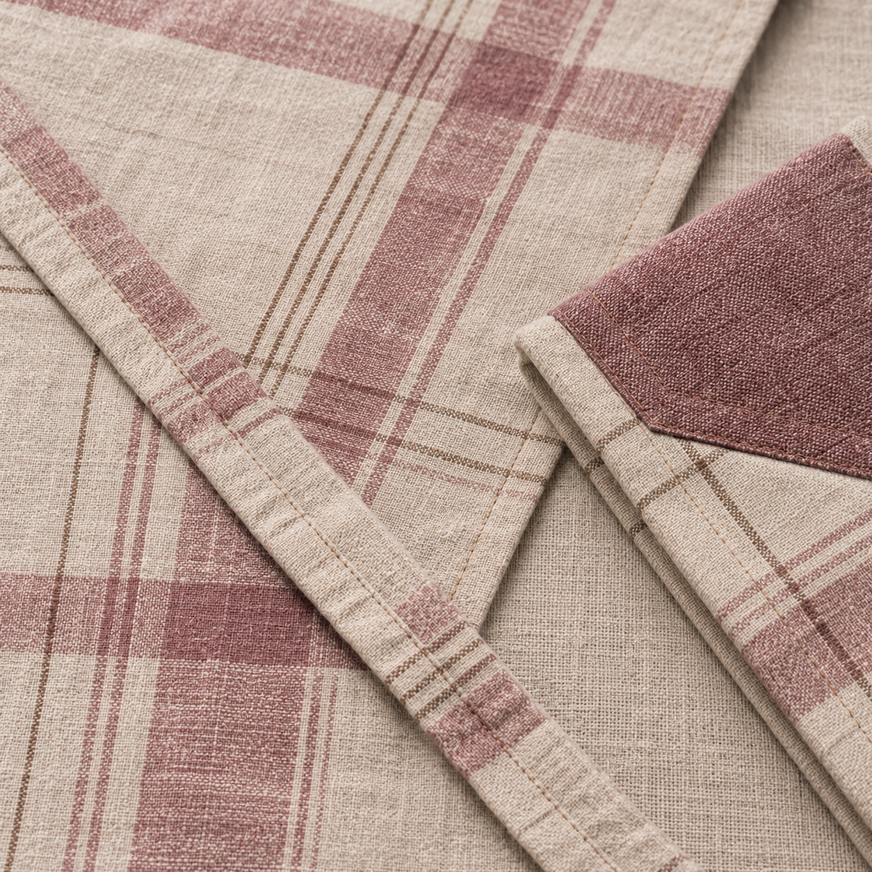 Smoke Rose Plaid Dining Textile Set