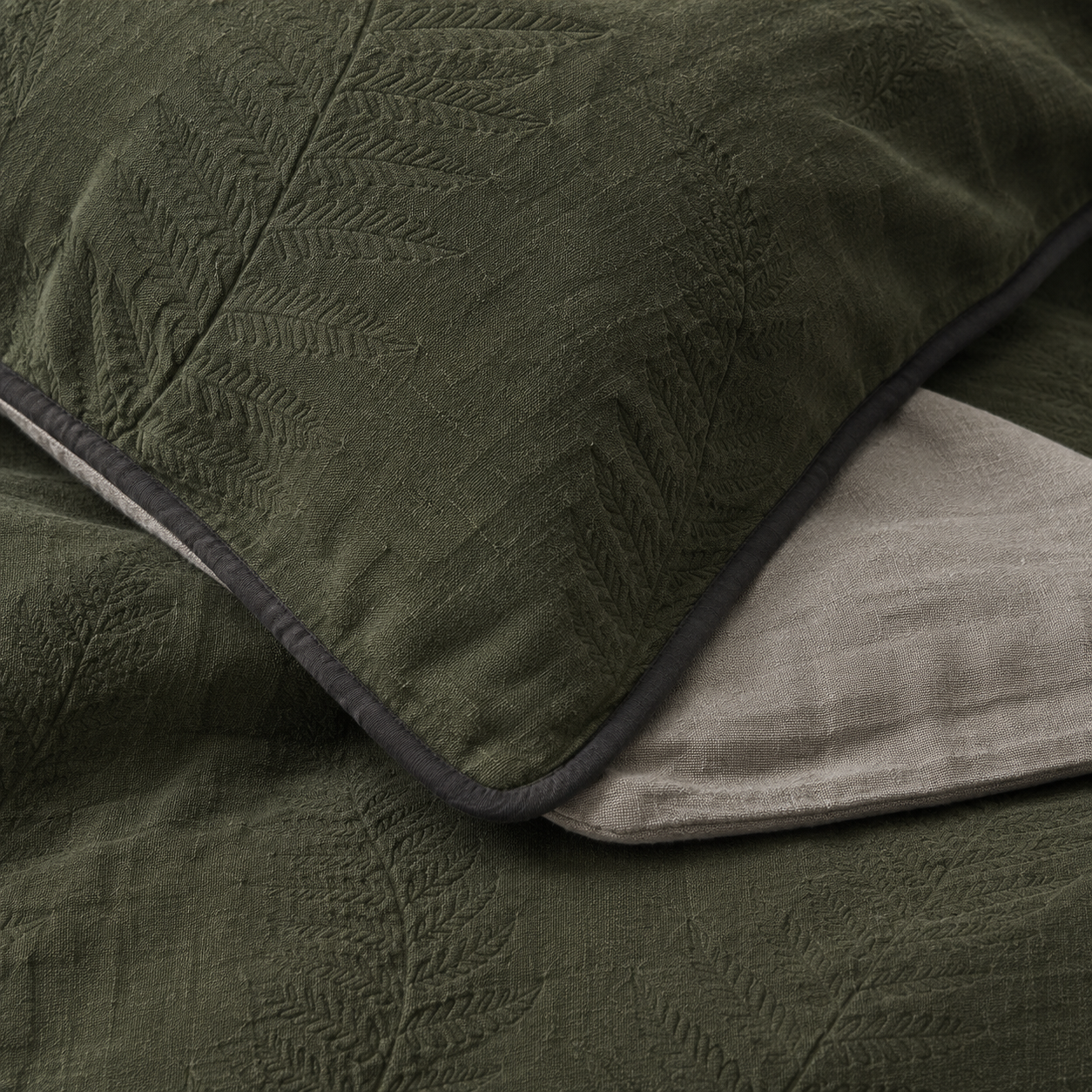 Moonlit Fern Relief Four-Piece Bedding Set